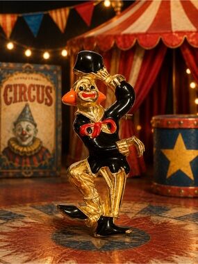 Vintage clown brooch